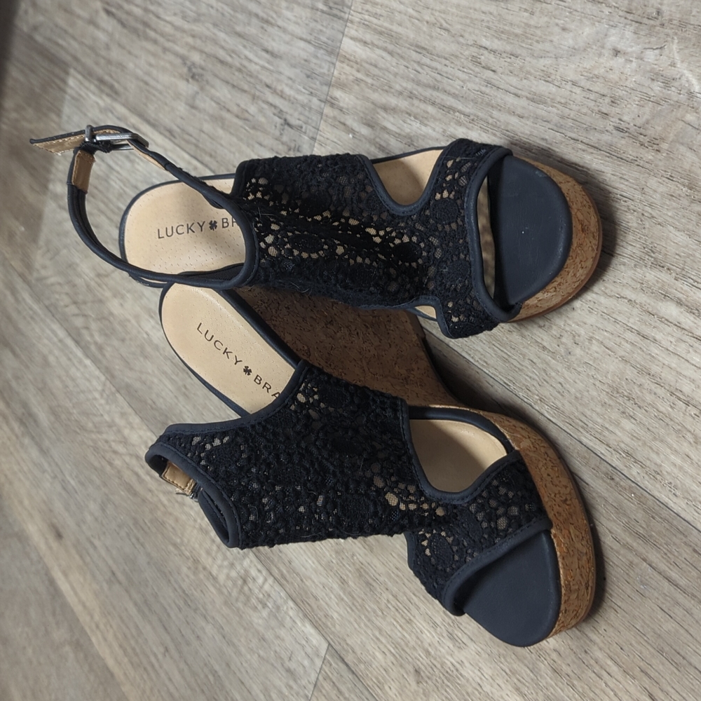 Lucky Brand Blk Crochet Cork Wedges